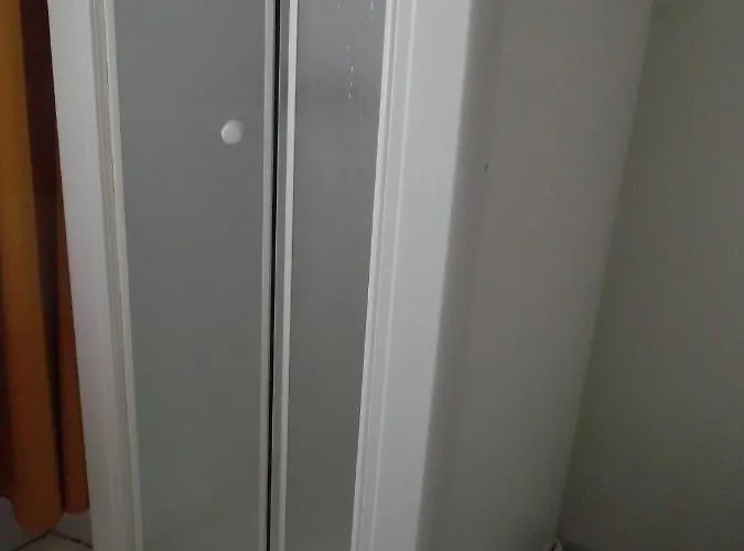 De La Grotte 2* Aix-les-Bains