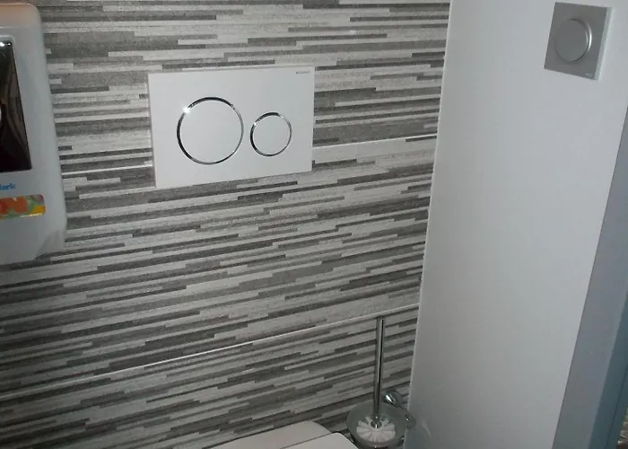 De La Grotte Szálloda Aix-les-Bains