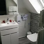 Hotell De La Grotte Aix-les-Bains
