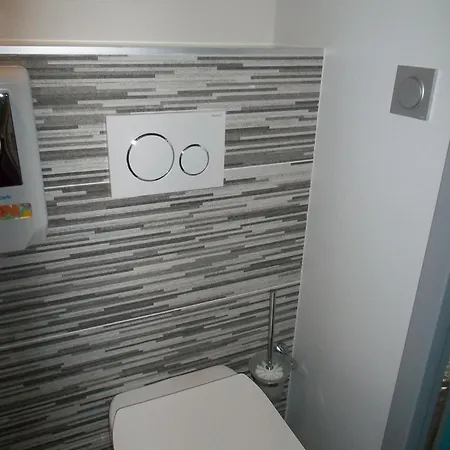 De La Grotte Hotell Aix-les-Bains