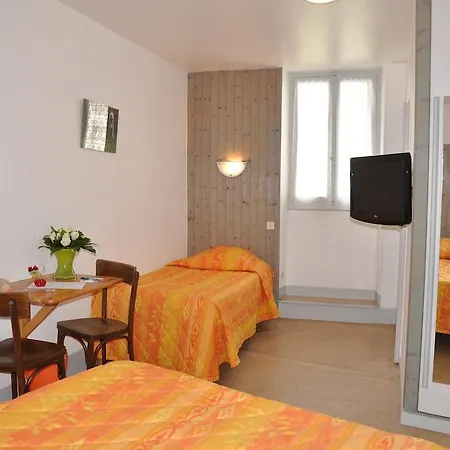 Hotell De La Grotte Aix-les-Bains