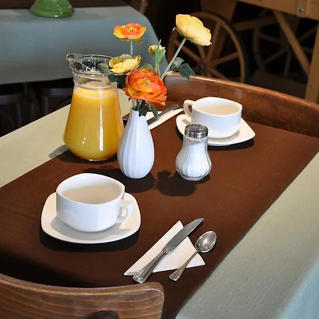Hotell De La Grotte Aix-les-Bains