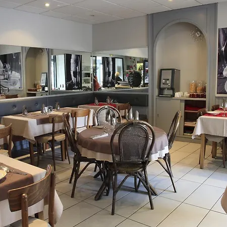 Hotell De La Grotte 2*