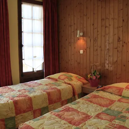 Hotell De La Grotte Aix-les-Bains