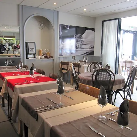 Hotell De La Grotte Aix-les-Bains