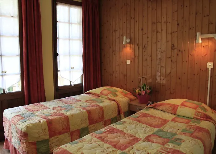 Hotell De La Grotte Aix-les-Bains